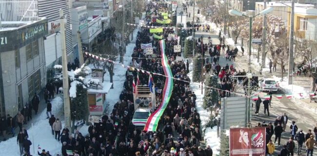 راهپیمایی پرشور و حماسی بیست و دوم بهمن ماه در پیرانشهر برگزار شد