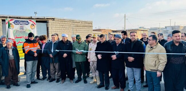 آسفالت جاده روستای ابلس در دهه فجر