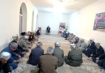 نشست هم‌اندیشی فرماندار با جامعه روحانیون پیرانشهر