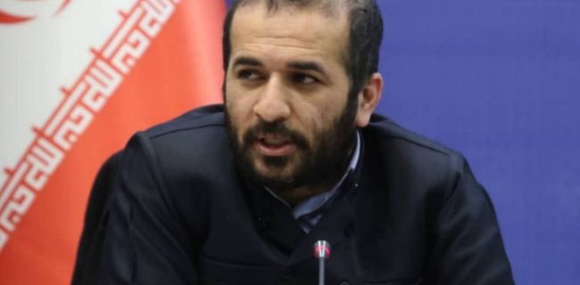 سکوت سلبریتی‌ها نشانه سقوط اخلاقی است